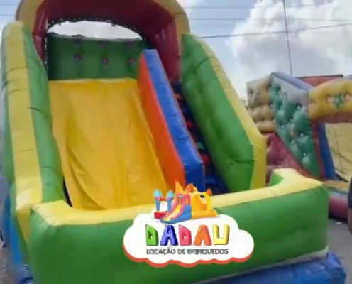 Tobogã grande 